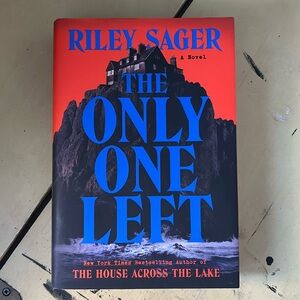 📚5 for $10 - The Only One Left